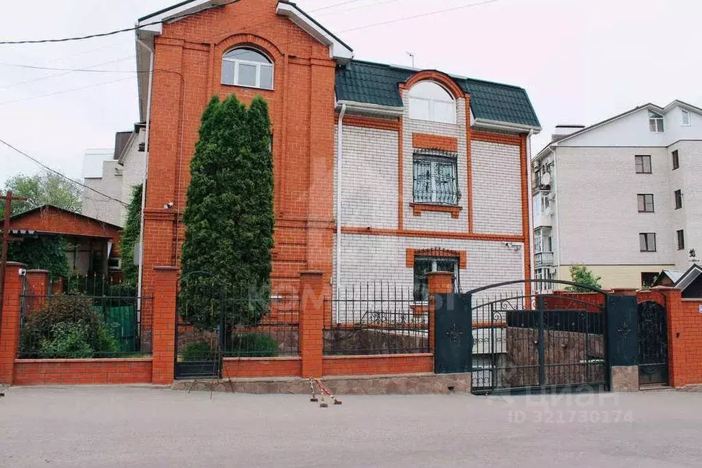 Коттедж в Воронежская область, Воронеж Ведугская ул., 3 (379 м) - Фото 1