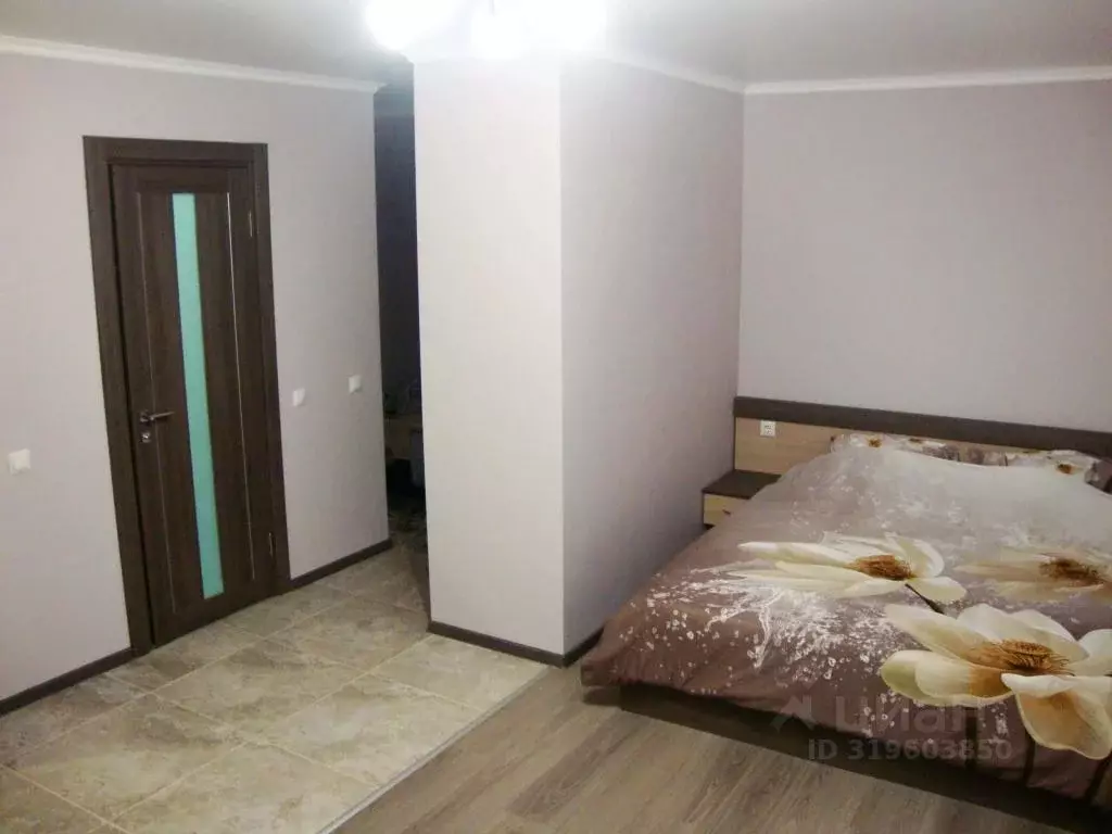1-к кв. Саратовская область, Саратов Бахметьевская ул., 33 (33.0 м) - Фото 0