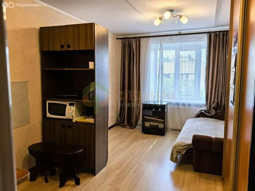 1к в 8-комнатной квартире (16.8 м) - Фото 0