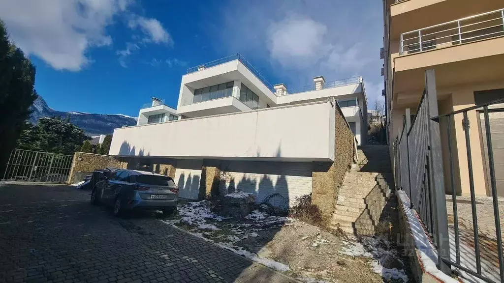 Дом в Крым, Ялта муниципальный округ, Гурзуф пгт ул. Ялтинская, 24Ж ... - Фото 1