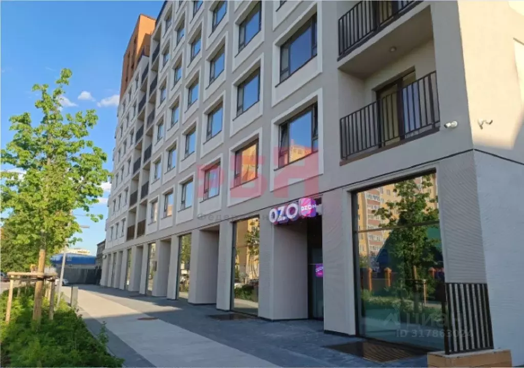 Торговая площадь в Тюменская область, Тюмень ул. Молодогвардейцев, 5к1 ... - Фото 0