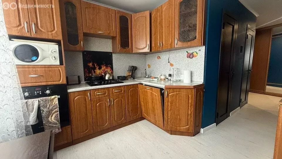 3-комнатная квартира: Приозерск, улица Гагарина, 16 (73.2 м) - Фото 1