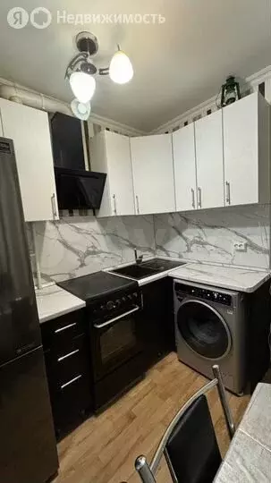 2-комнатная квартира: Старый Оскол, микрорайон Интернациональный, 47 ... - Фото 1