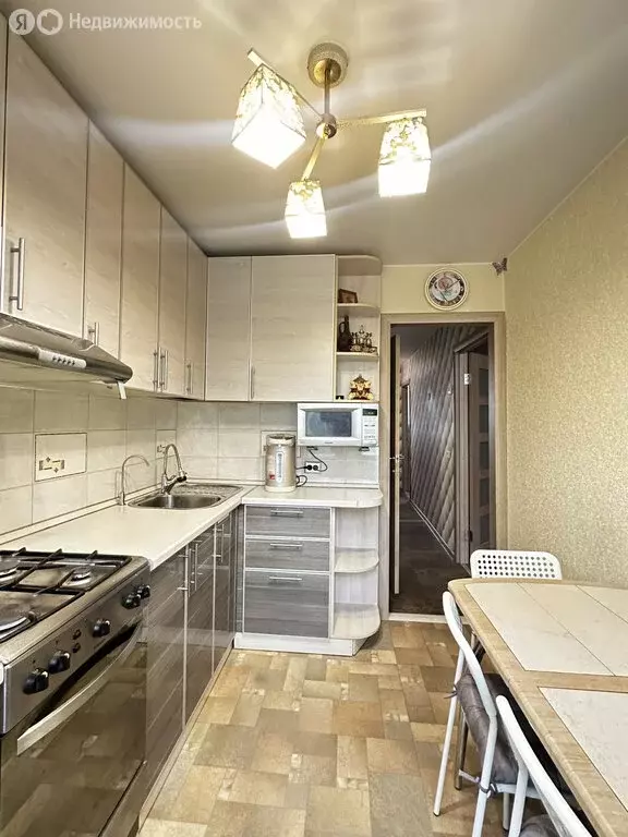 3-комнатная квартира: Казань, Даурская улица, 20 (62 м) - Фото 1