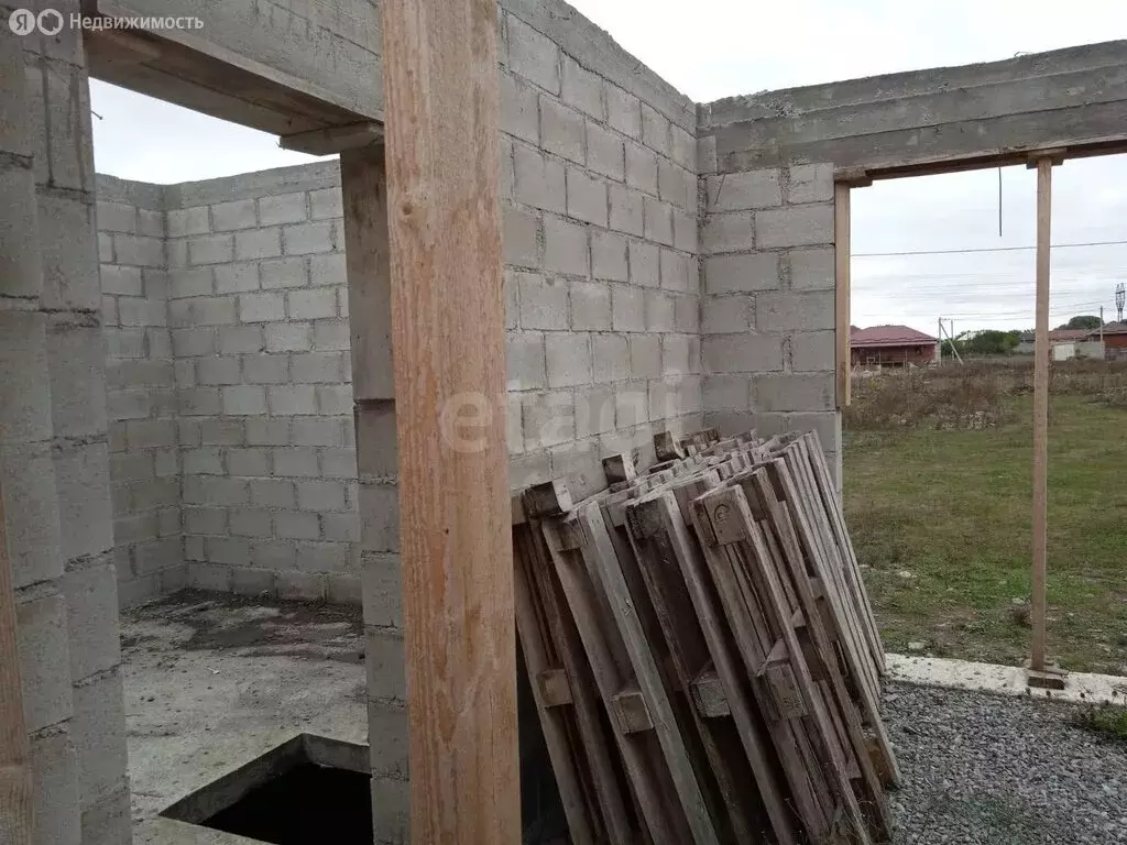 Дом в село Ногир, улица Василия Чочиева (245 м) - Фото 2