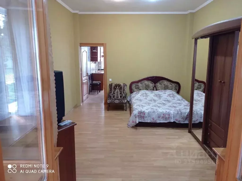2-к кв. Крым, Ялта ул. Кирова, 12 (50.0 м) - Фото 0