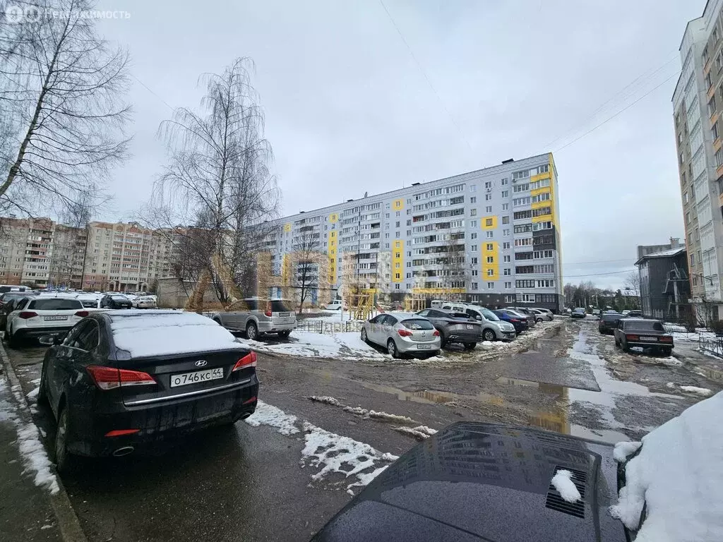 3-комнатная квартира: Кострома, микрорайон Малышково, улица Суслова, 4 ... - Фото 2