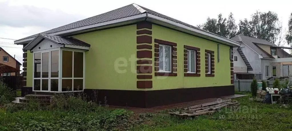 Дом в Башкортостан, Иглинский сельсовет, с. Иглино ул. Сочинская, 10 ... - Фото 0