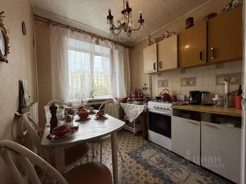 1-к кв. Белгородская область, Старый Оскол Комсомольский просп., 33 ... - Фото 0