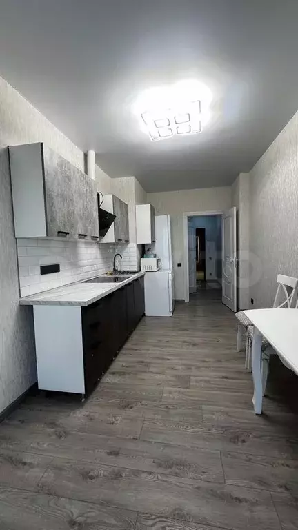 3-к. квартира, 70 м, 9/25 эт. - Фото 1