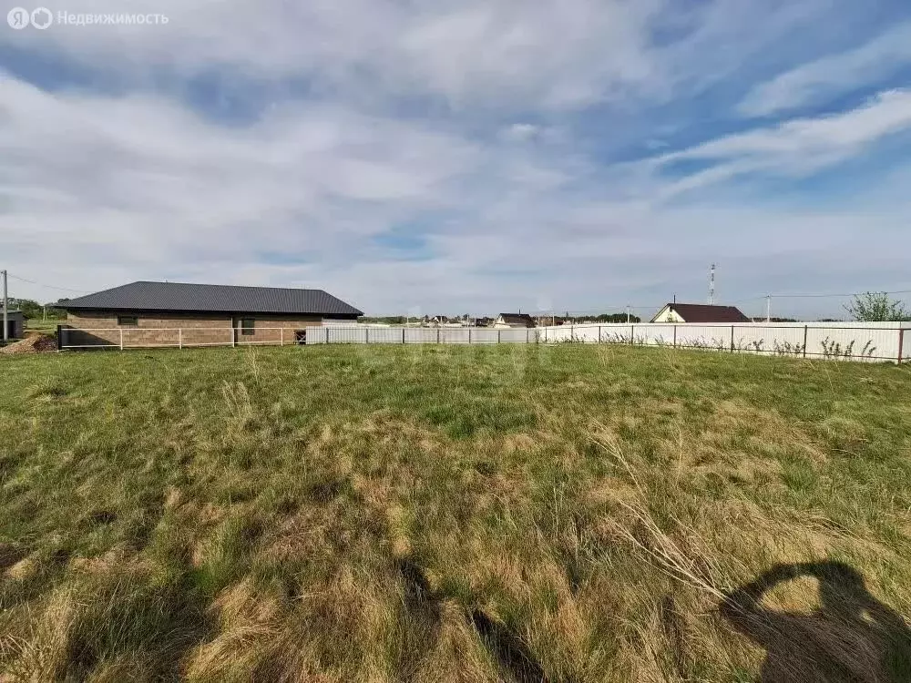 Участок в село Старое Барятино, Хвойная улица (8 м) - Фото 1