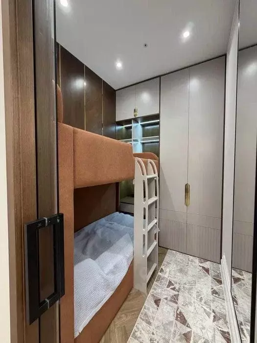 2-к кв. Краснодарский край, Сочи ул. Кирова, 30 (66.0 м) - Фото 1