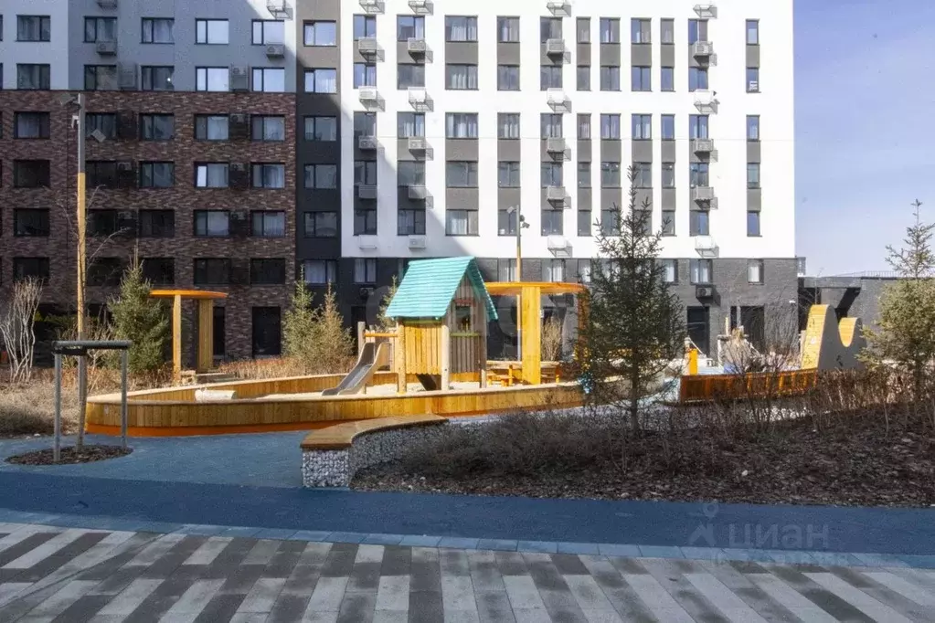 2-к кв. Тюменская область, Тюмень Харьковская ул., 72А (51.2 м) - Фото 1