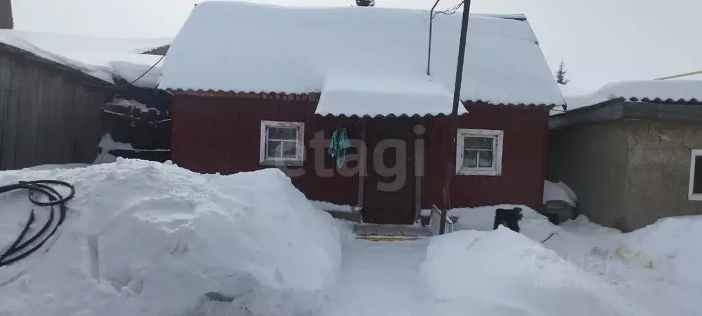 Дом в Челябинская область, Варненский муниципальный округ, с. ... - Фото 1