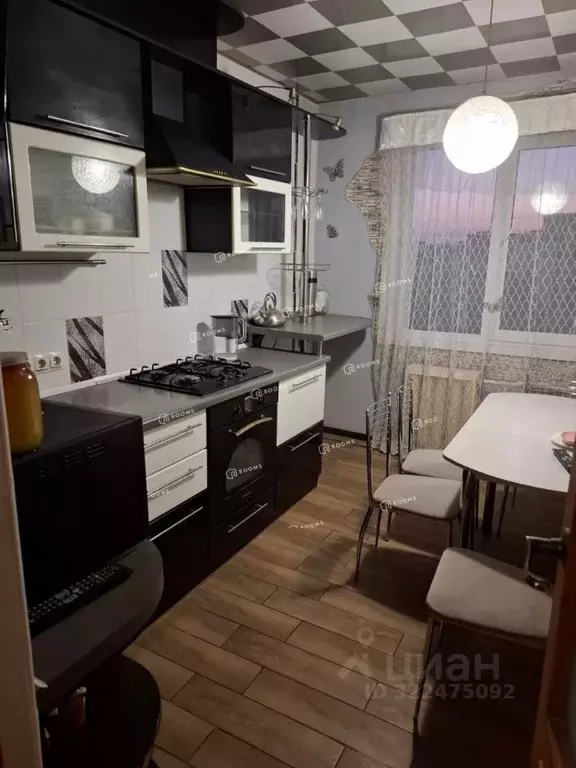 3-к кв. Тульская область, Тула Литейная ул., 32 (64.0 м) - Фото 0