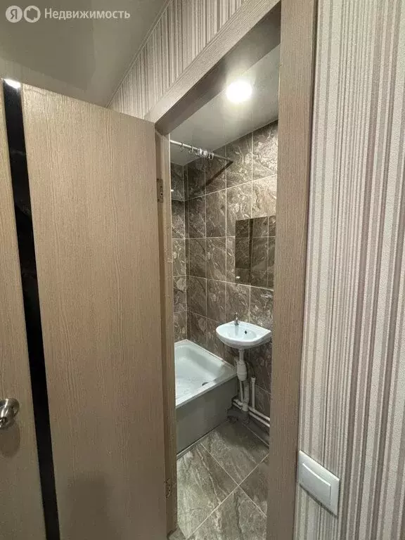 Квартира-студия: Пермь, шоссе Космонавтов, 84 (17.7 м) - Фото 2