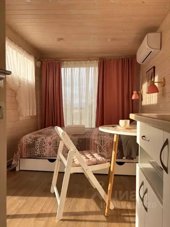 Дом в Новгородская область, Новгородский район, Ракомское с/пос, д. ... - Фото 1