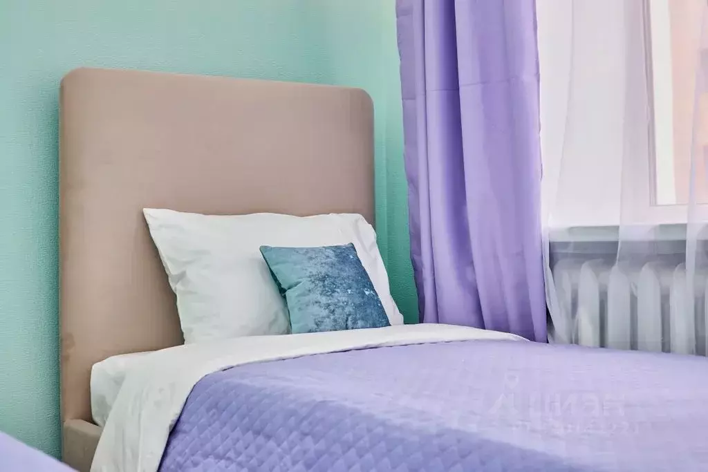 Комната Санкт-Петербург 5-я Васильевского острова линия, 32 - Фото 2