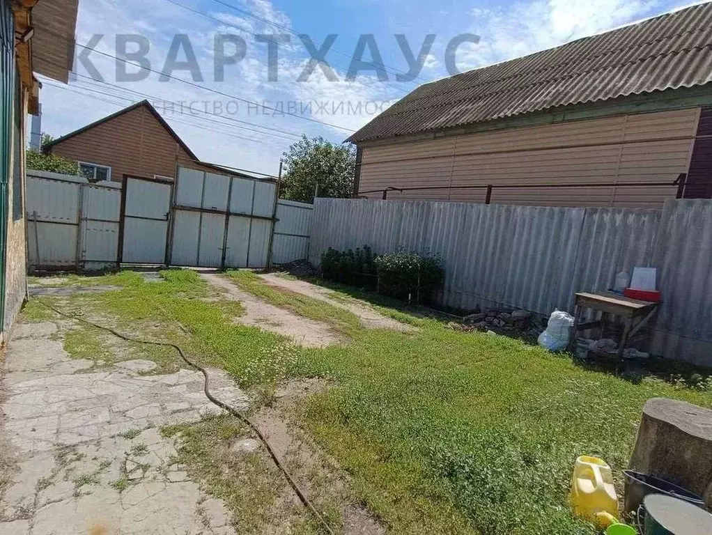 Дом в Волгоградская область, Волгоград ул. Антонина Дворжака, 52 (67 ... - Фото 1