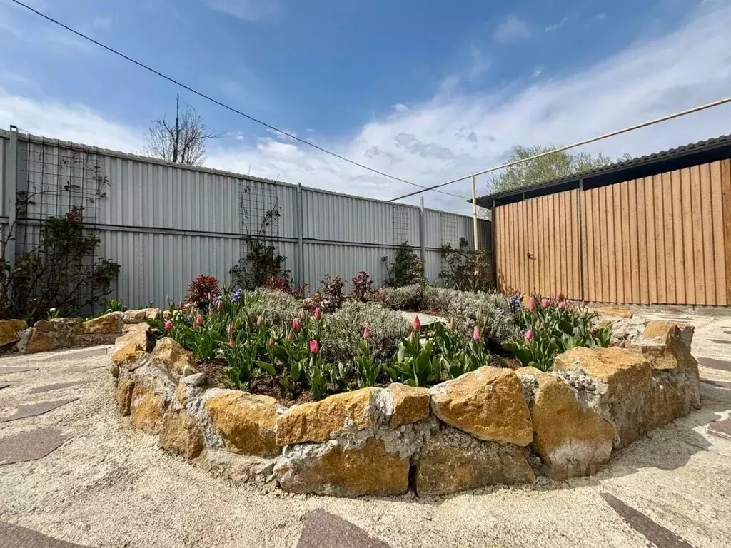 Дом в Кабардино-Балкария, Зольский район, с. Этоко ул. Ногмова (46 м) - Фото 1