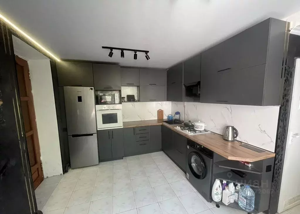 1-к кв. Крым, Симферополь ул. Желябова, 19 (55.0 м) - Фото 2