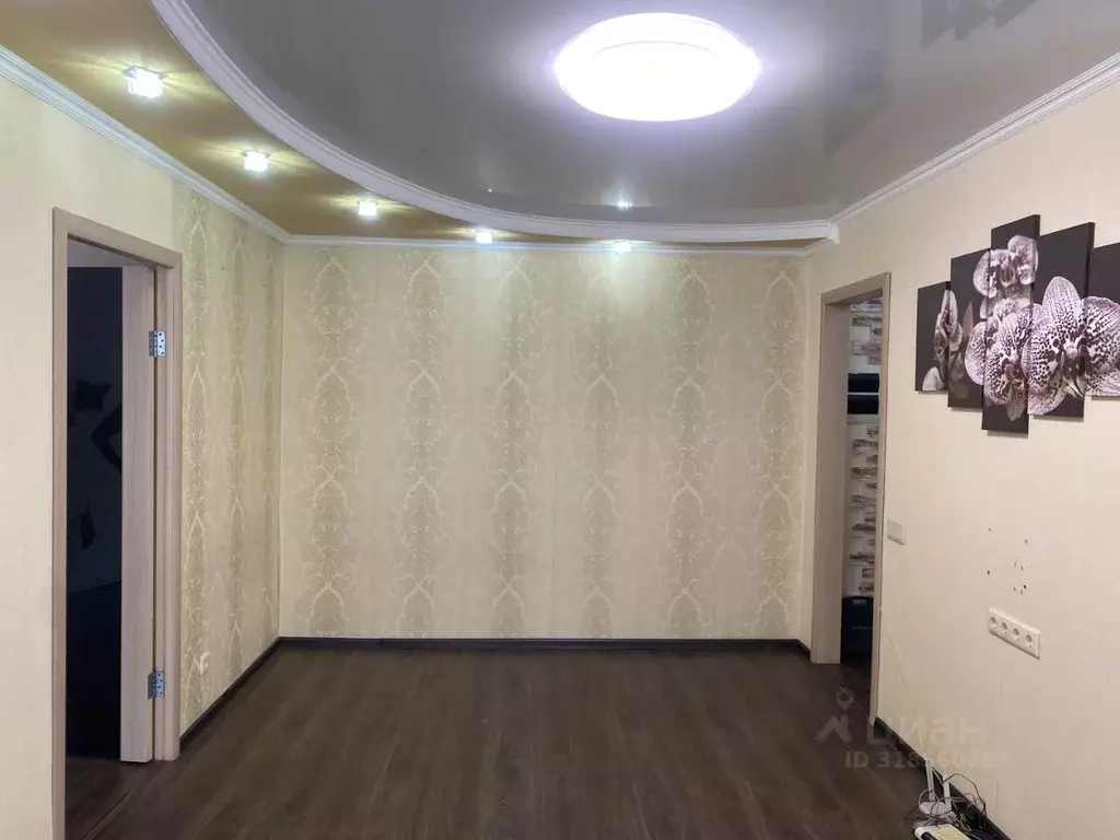 2-к кв. Башкортостан, Ишимбай ул. Некрасова, 100 (43.8 м) - Фото 0