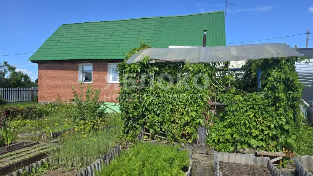 Дом в Пермский край, Усолье Усольский район, ул. Максима Горького, 119 ... - Фото 2