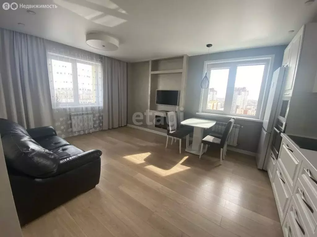 3-комнатная квартира: Новосибирск, улица Фрунзе, 230 (62.3 м) - Фото 1