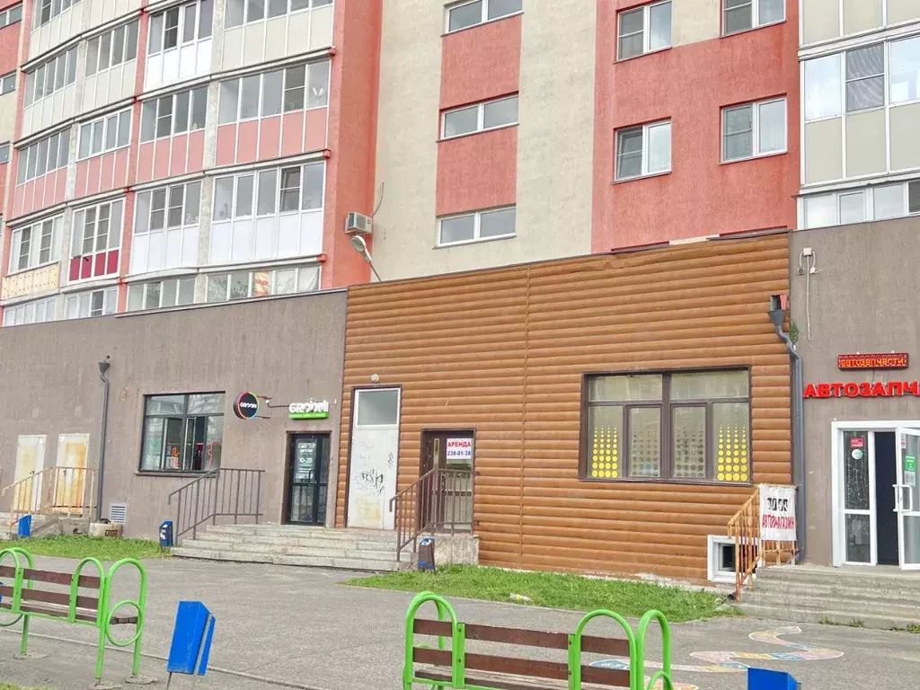 Торговая площадь в Челябинская область, Копейск ул. Петра Томилова, ... - Фото 1