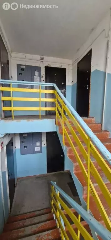 2-комнатная квартира: Реж, Александровская улица, 100 (50.5 м) - Фото 1
