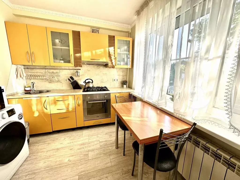1-к. квартира, 37 м, 4/5 эт. - Фото 0