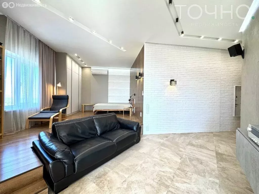 Квартира-студия: Пенза, улица Мира, 44 (50.7 м) - Фото 1