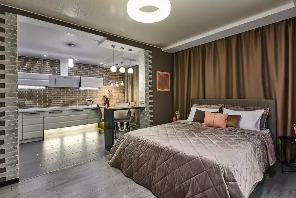 Студия Тюменская область, Тюмень ул. 50 лет Октября, 57Ак1 (40.0 м) - Фото 1