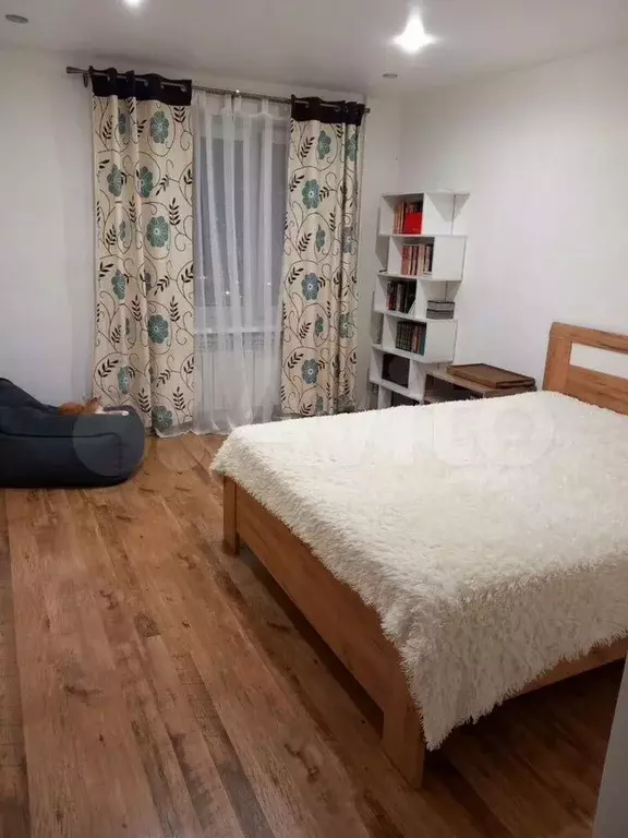 2-к. квартира, 70 м, 7/12 эт. - Фото 0