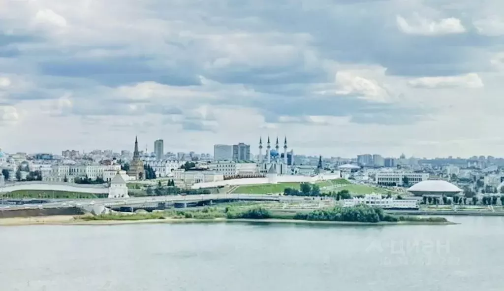 1-к кв. Татарстан, Казань Меридианная ул., 1 (55.0 м) - Фото 0