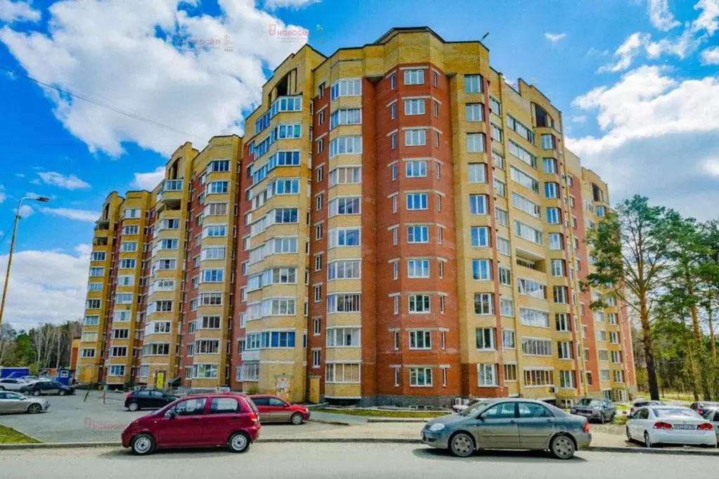 1-к кв. Свердловская область, Екатеринбург ул. Рощинская, 72А (36.0 м) - Фото 0