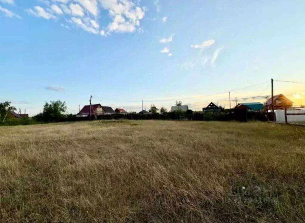 Участок в Саха (Якутия), с. Пригородный ул. Рябиновая (8.0 сот.) - Фото 0