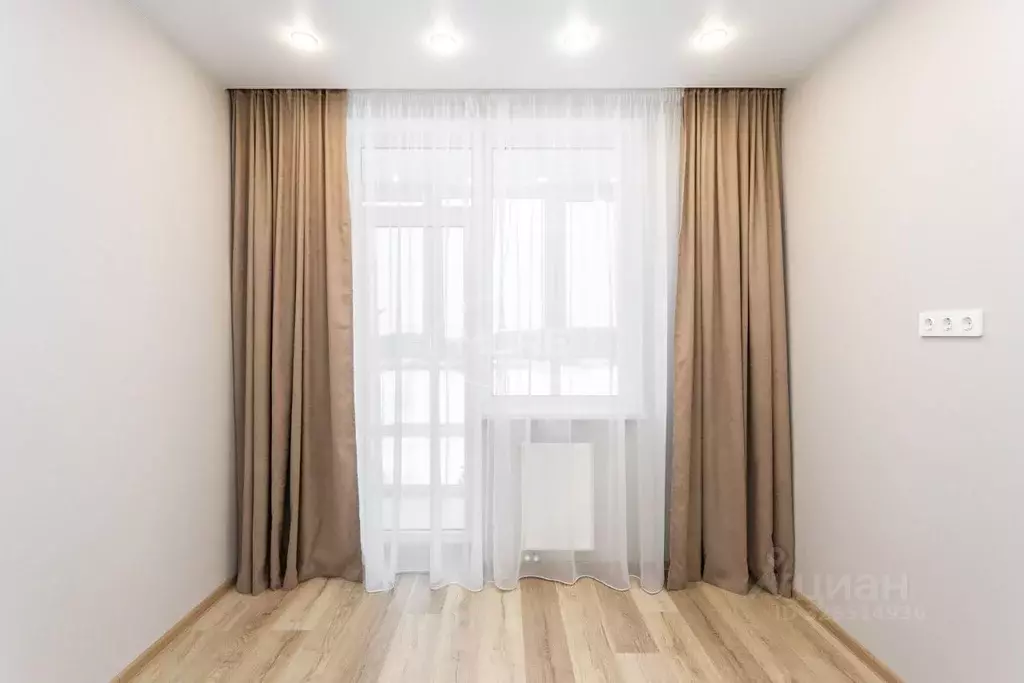 1-к кв. Калининградская область, Гурьевский муниципальный округ, пос. ... - Фото 1