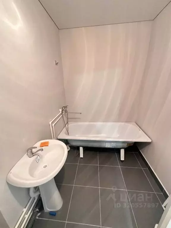 1-к кв. Татарстан, Зеленодольск просп. Строителей, 4 (37.1 м) - Фото 2