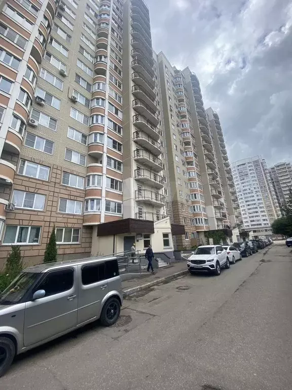 1-к. квартира, 38 м, 10/17 эт. - Фото 0