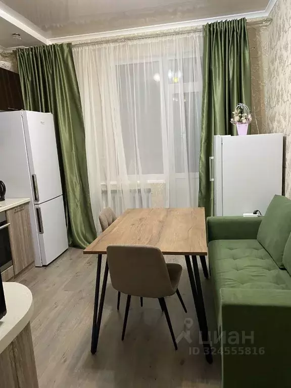 1-к кв. Оренбургская область, Оренбург Карагандинская ул., 15 (48.0 м) - Фото 1