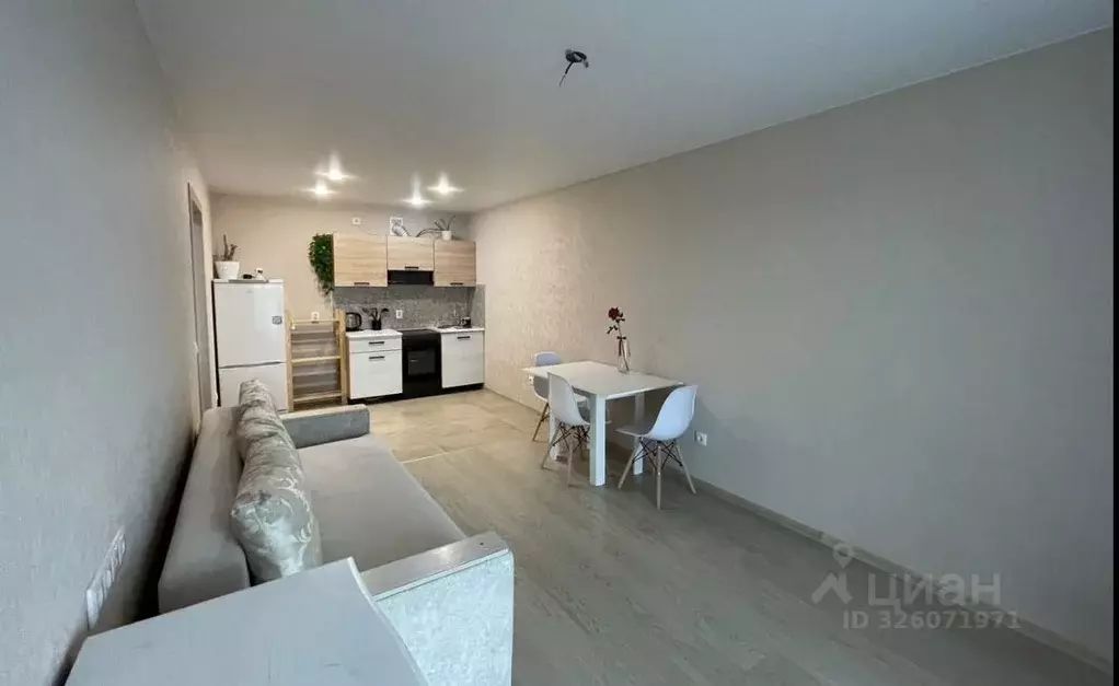 2-к кв. Кировская область, Киров Заводская ул., 14 (45.0 м) - Фото 1