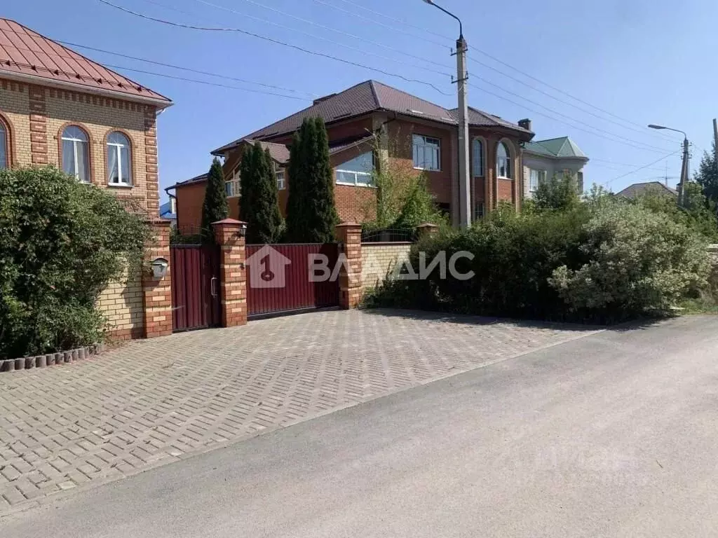 Дом в Саратовская область, Балаково Арагонитовая ул., 20 (400 м) - Фото 1