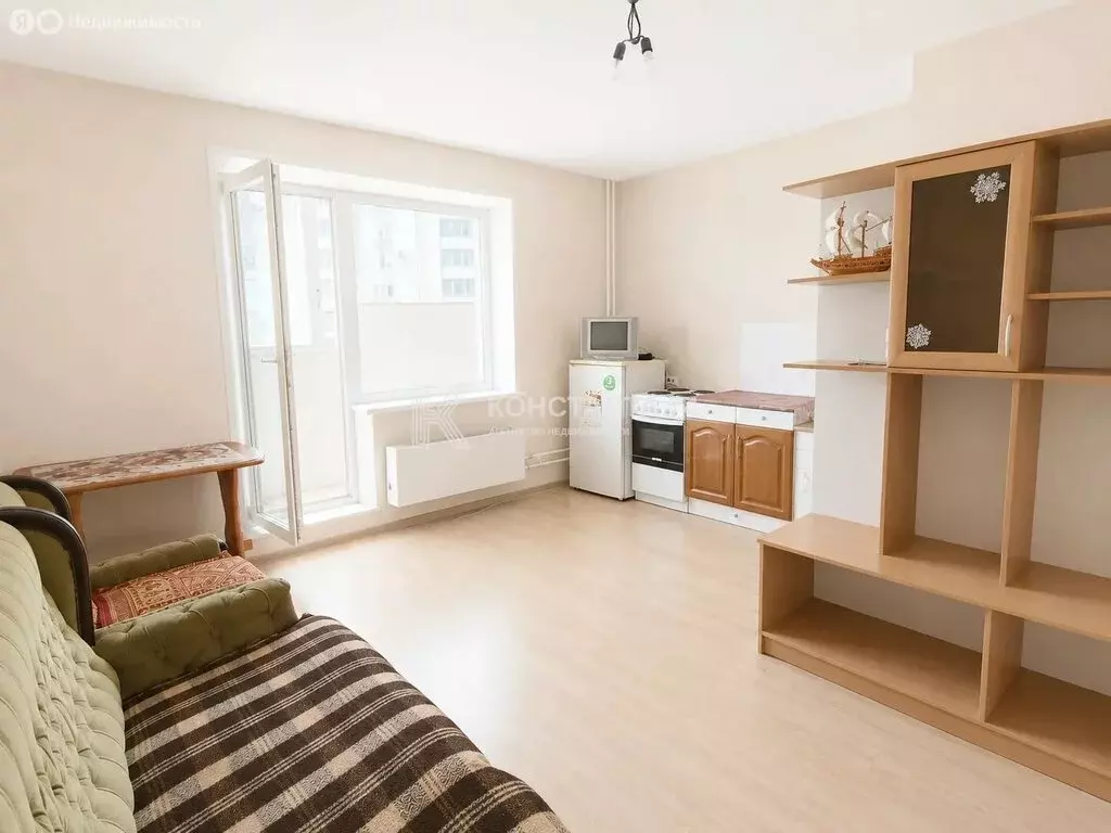 Квартира-студия: Челябинск, Новороссийская улица, 103А (24 м) - Фото 1