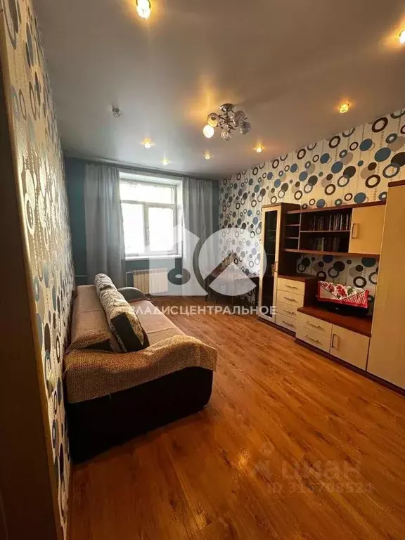 3-к кв. Новосибирская область, Новосибирск ул. Мира, 42 (74.0 м) - Фото 0