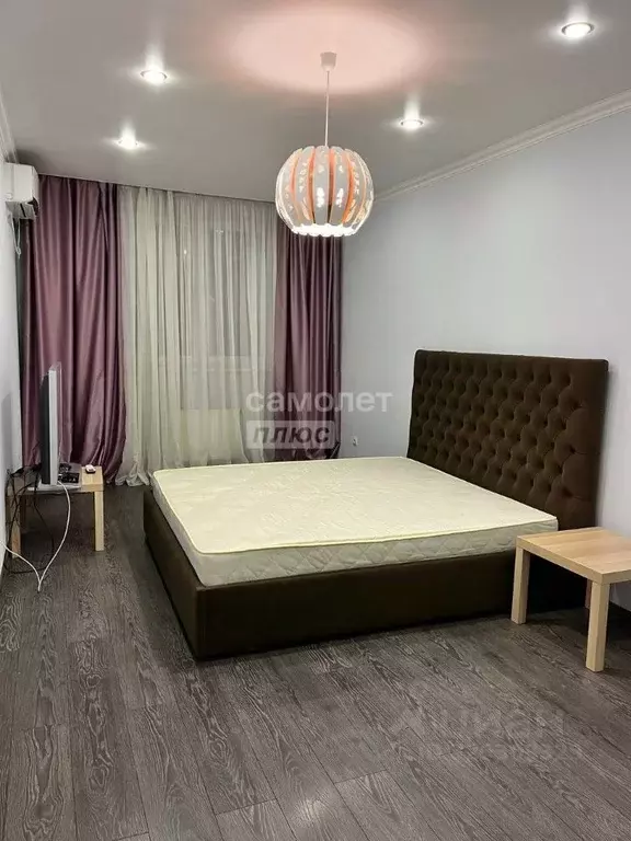 2-к кв. Краснодарский край, Краснодар ул. Имени Симиренко, 43 (60.2 м) - Фото 1