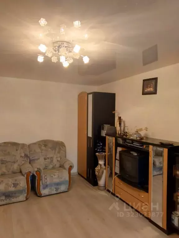 2-к кв. Омская область, Омск ул. Химиков, 20 (52.6 м) - Фото 1