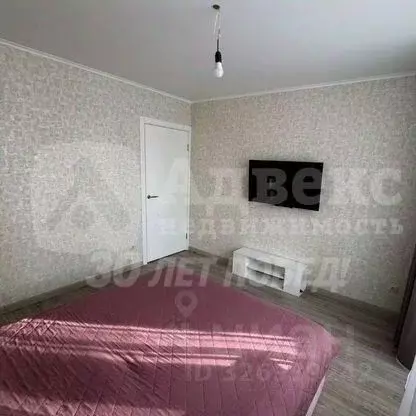 2-к кв. Тюменская область, Тюмень ул. Федюнинского, 56 (48.0 м) - Фото 1