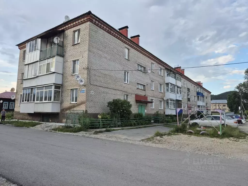 3-к кв. Свердловская область, Красноуфимский муниципальный округ, пос. ... - Фото 0