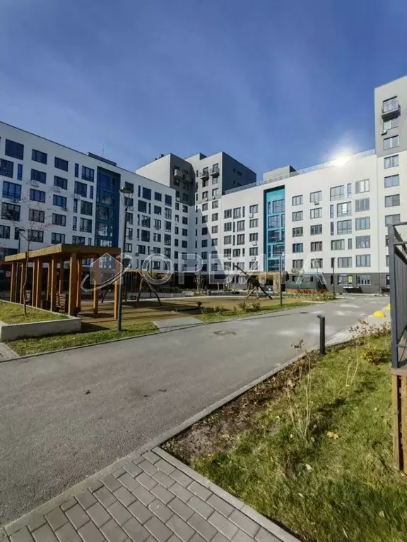 3-к кв. Тюменская область, Тюмень ул. Павла Никольского, 12 (97.24 м) - Фото 2